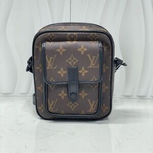 Louis Vuitton Monogram Canvas Utility Crossbody Bag